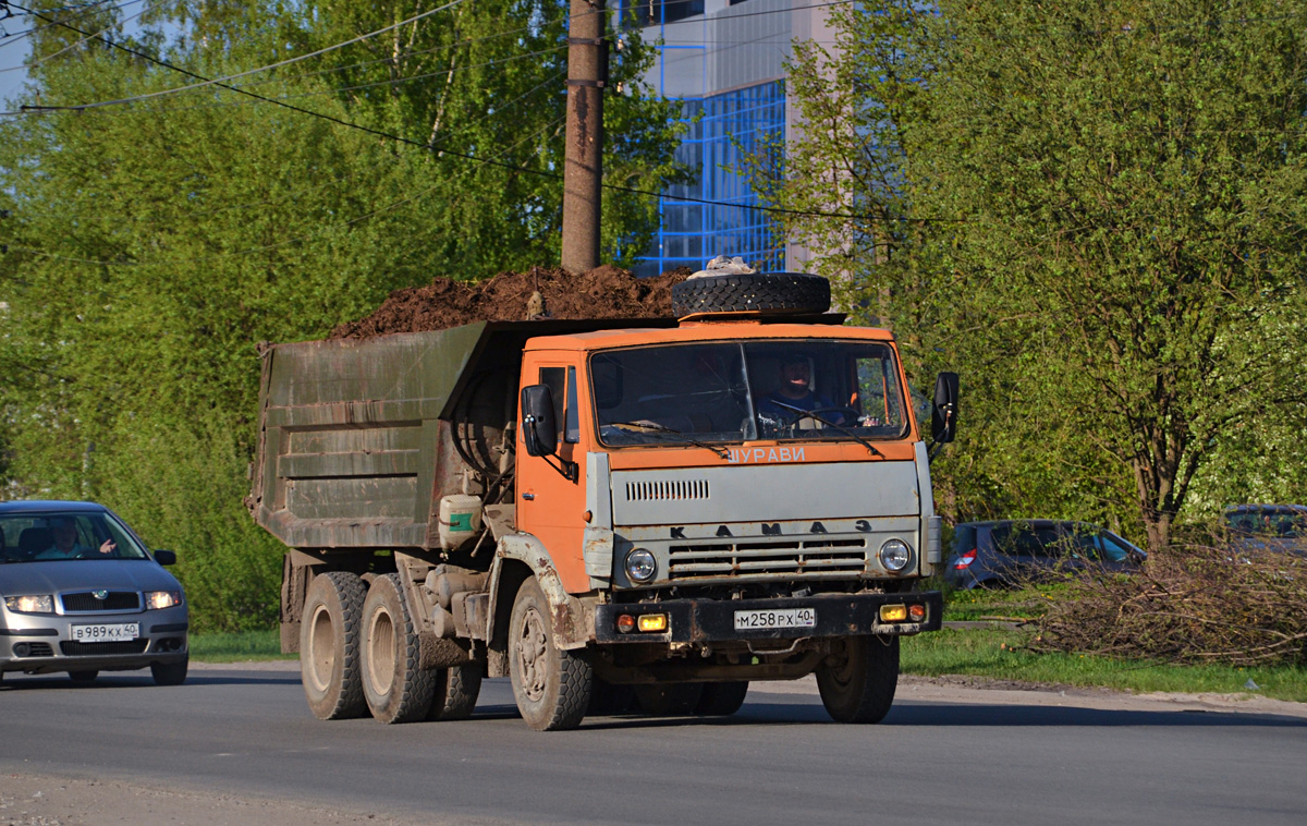 Калужская область, № М 258 РХ 40 — КамАЗ-5511