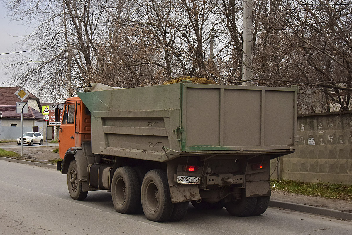 Волгоградская область, № Е 205 СО 134 — КамАЗ-5511