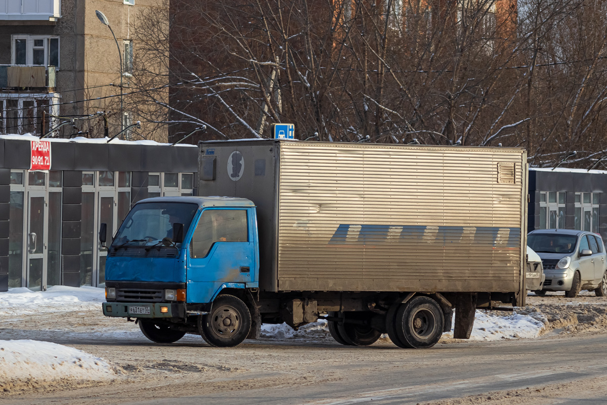 Омская область, № Р 631 ЕТ 55 — Mitsubishi Fuso Canter