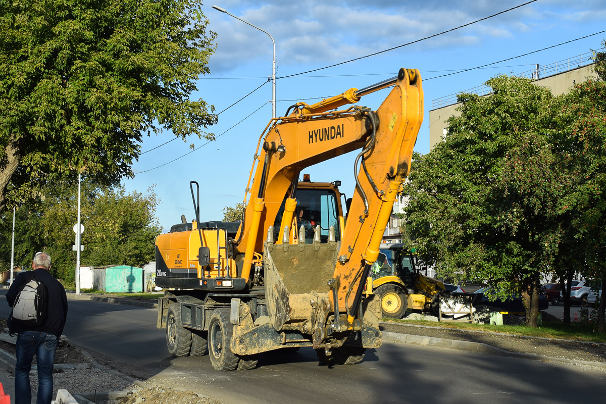 Алтайский край, № 4287 МК 22 — Hyundai R210W-9S