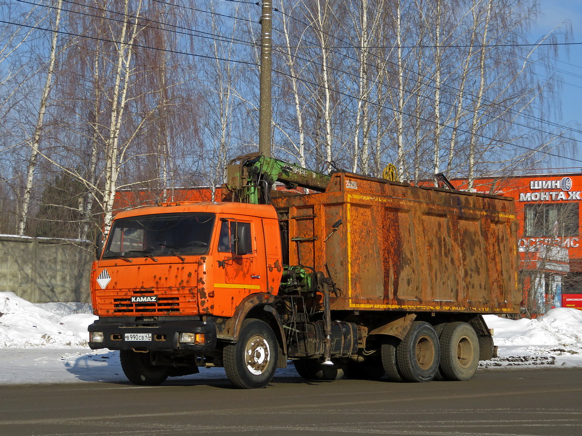 Кировская область, № В 990 СВ 43 — КамАЗ-65115 (общая модель)