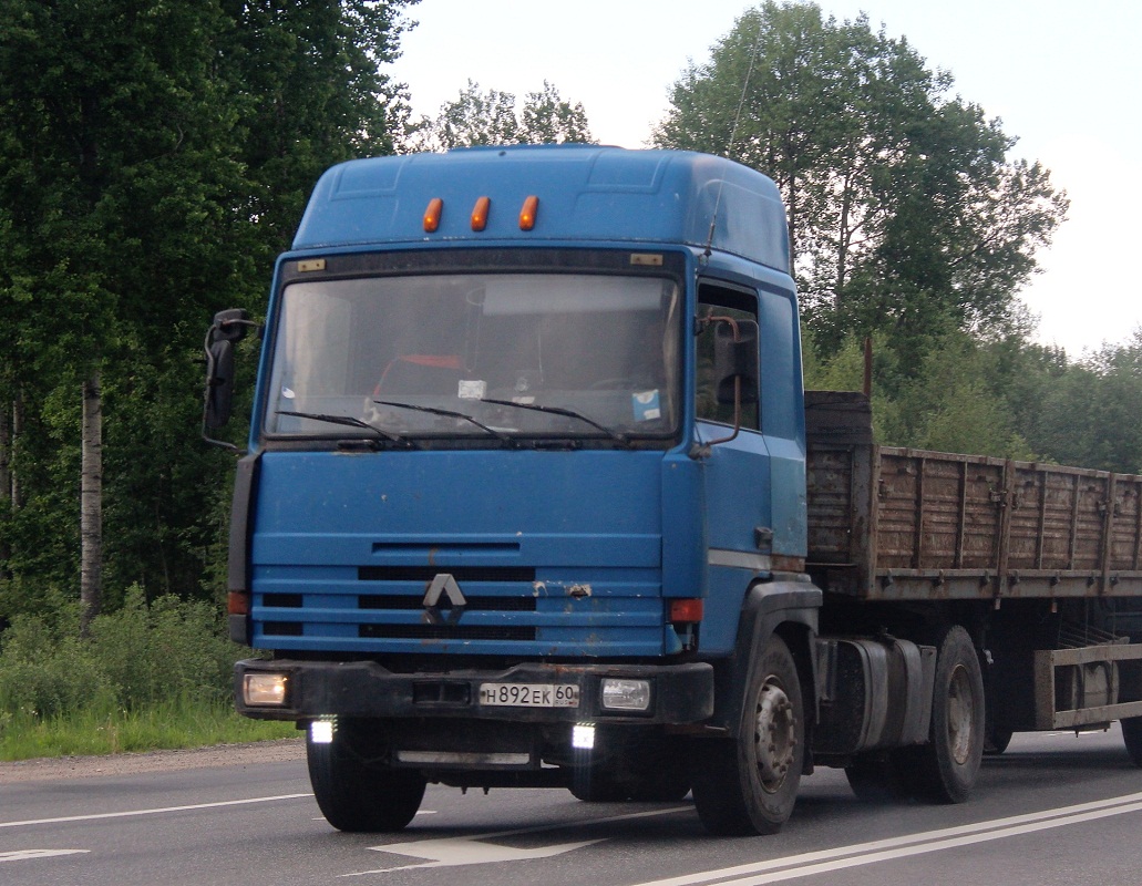 Псковская область, № Н 892 ЕК 60 — Renault R-Series Major