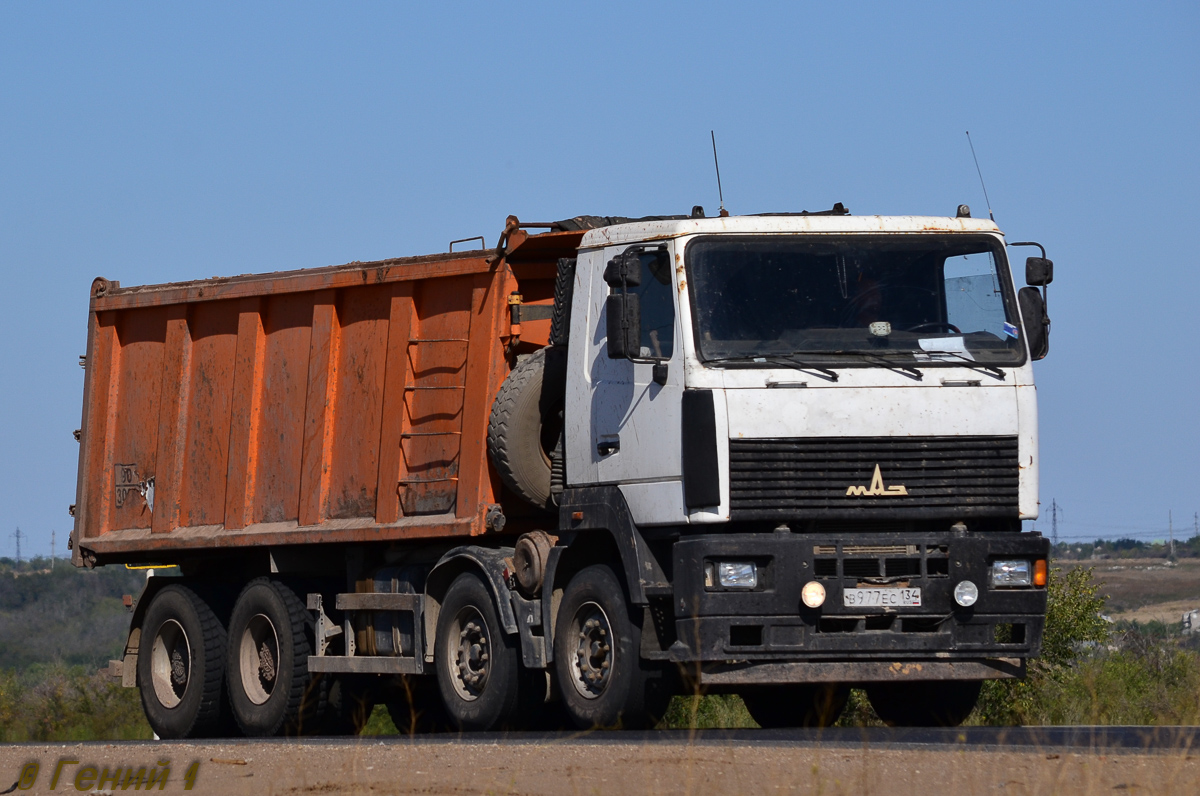 Волгоградская область, № В 977 ЕС 134 — МАЗ-6516A9