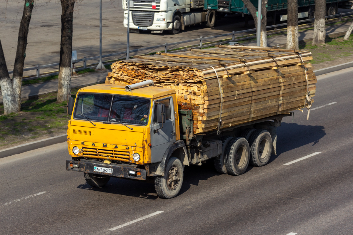 Туркестанская область, № 432 ZHZ 13 — КамАЗ-5320