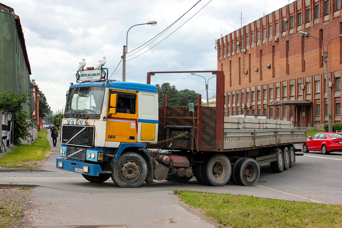 Новгородская область, № О 534 ОО 53 — Volvo ('1977) F12