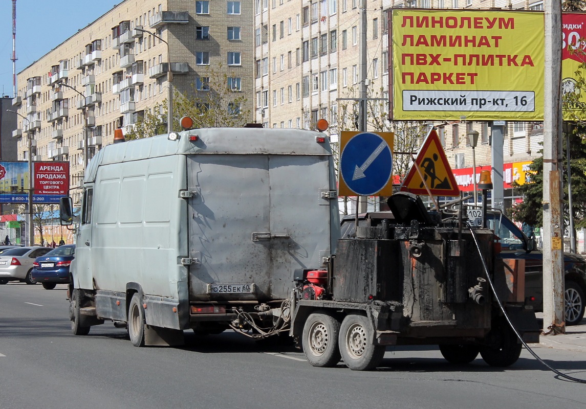 Псковская область, № О 255 ЕК 60 — ЗИЛ-5301CC "Бычок"; Псковская область, № 6102 ЕЕ 60 —  Модель неизвестна; Прицепы дорожные — Прицепы дорожные (общая)