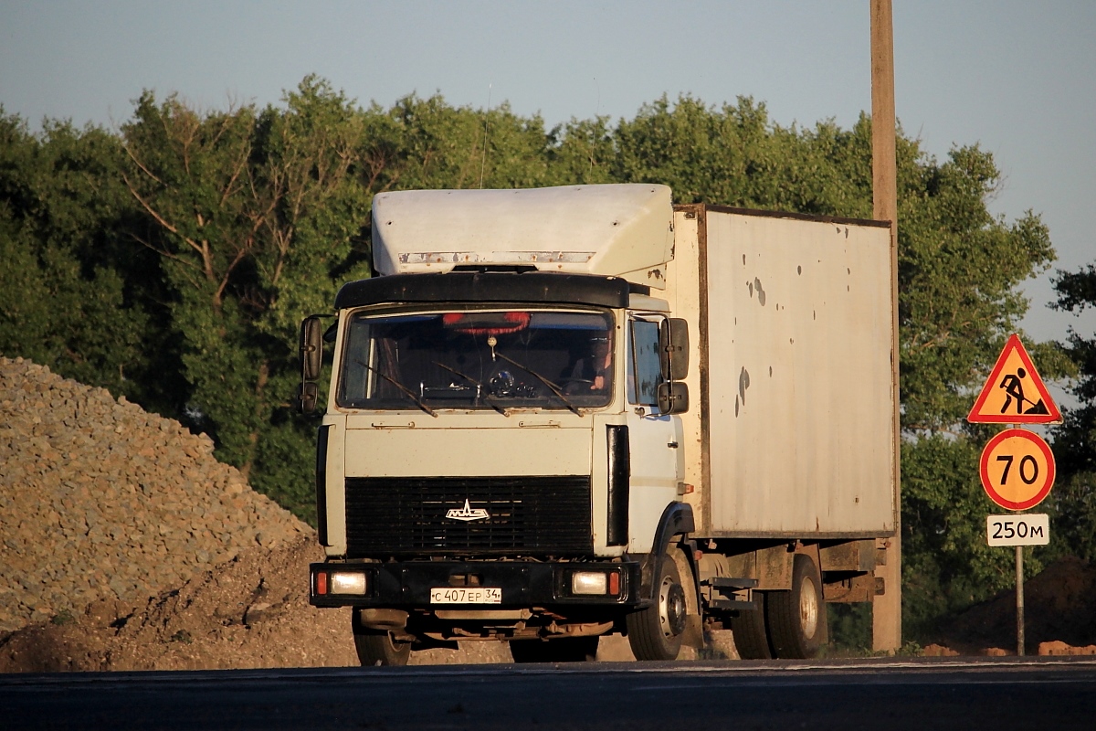 Волгоградская область, № С 407 ЕР 34 — МАЗ-437040 "Зубрёнок"