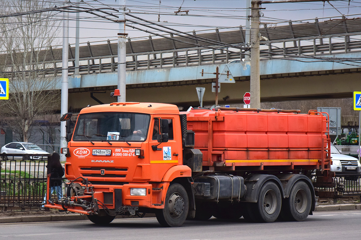 Волгоградская область, № В 948 ХН 134 — КамАЗ-65115-42