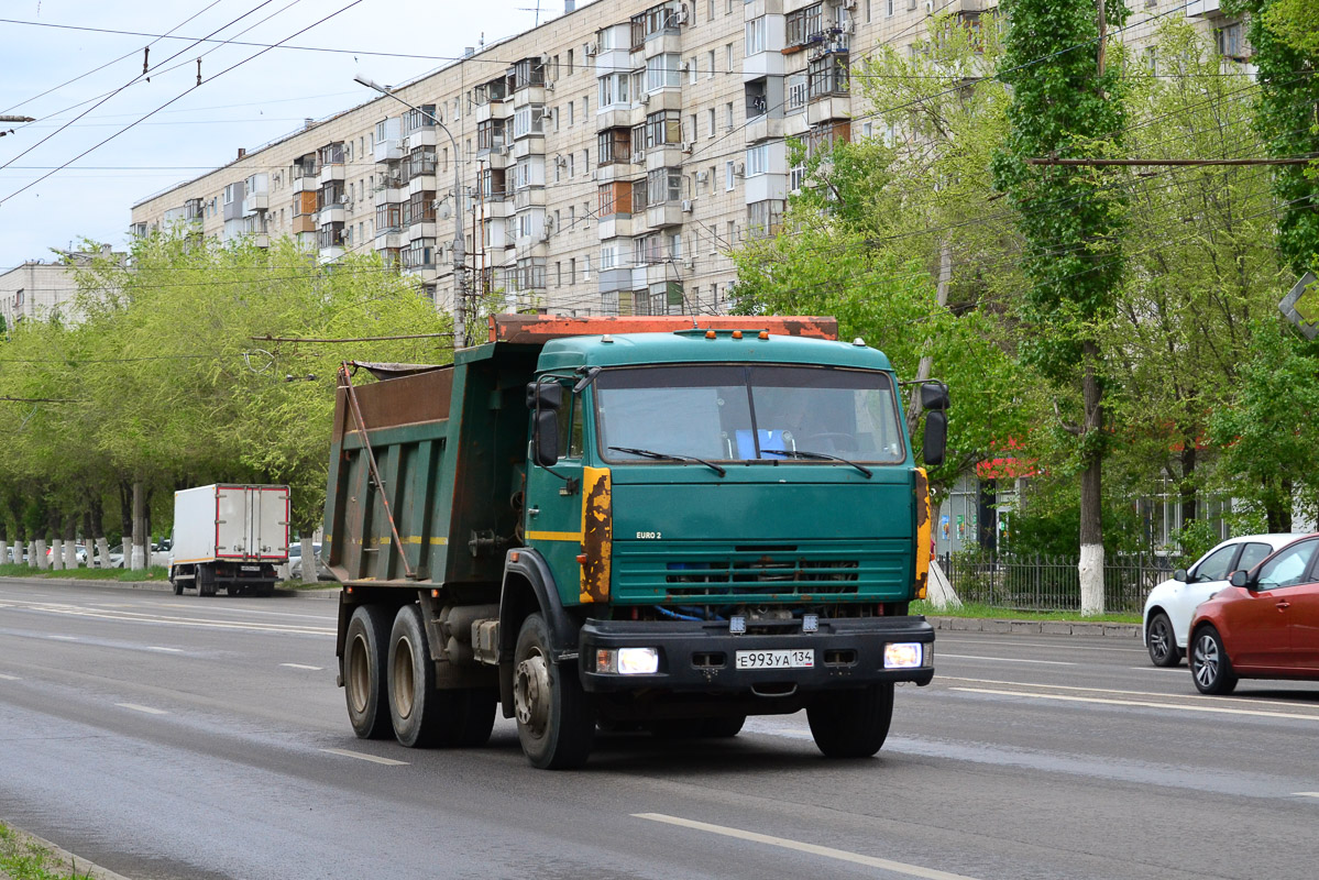 Волгоградская область, № Е 993 УА 134 — КамАЗ-65115-01 [65115A]