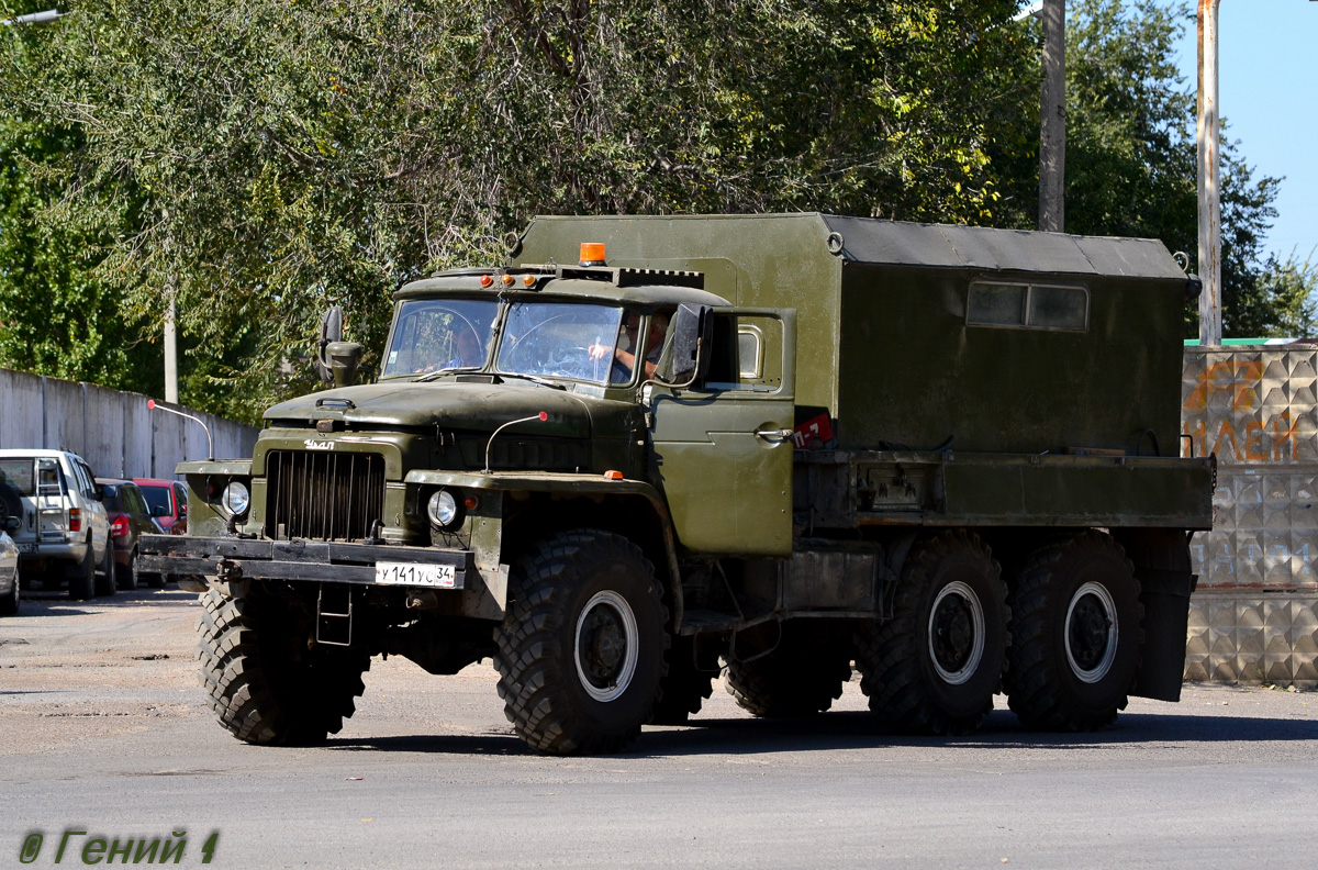 Волгоградская область, № 716 — Урал-375Д