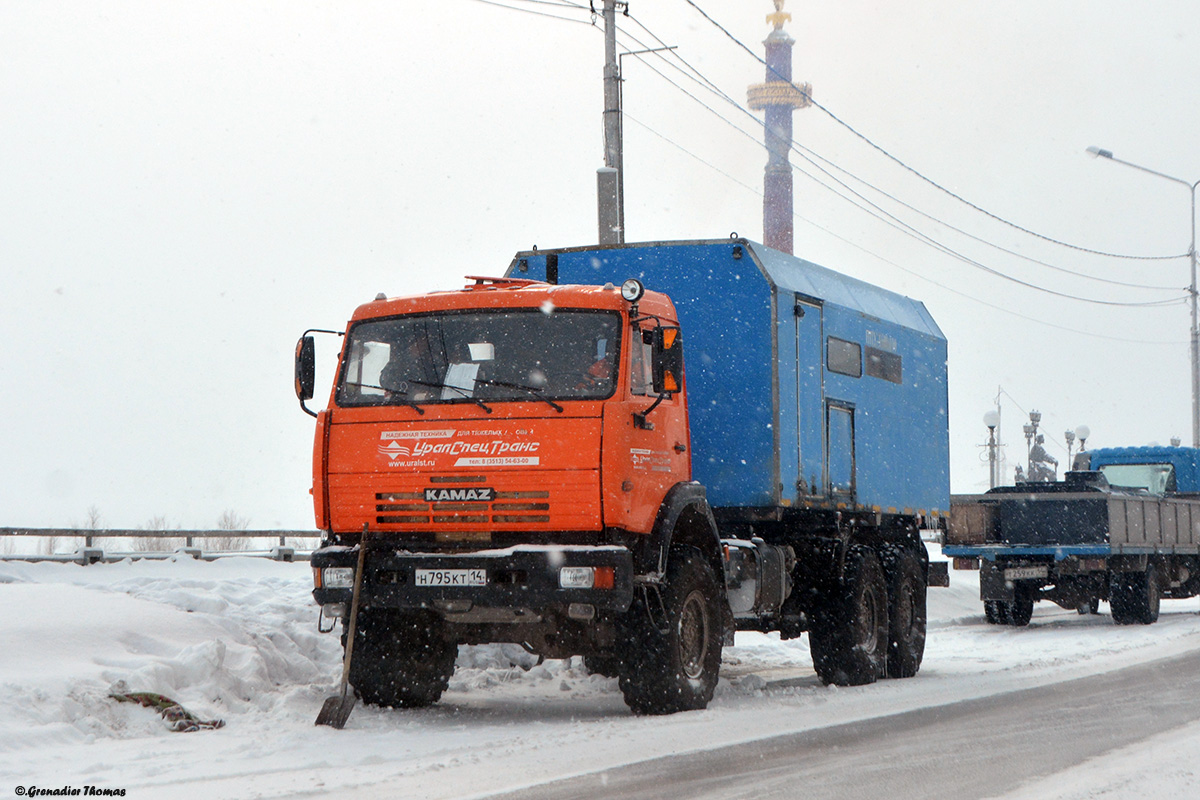Саха (Якутия), № Н 795 КТ 14 — КамАЗ-43118-15 [43118R]