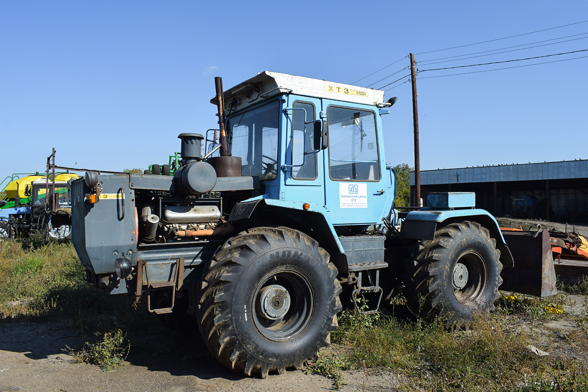 Алтайский край, № 7876 АС 22 — ХТЗ-17221