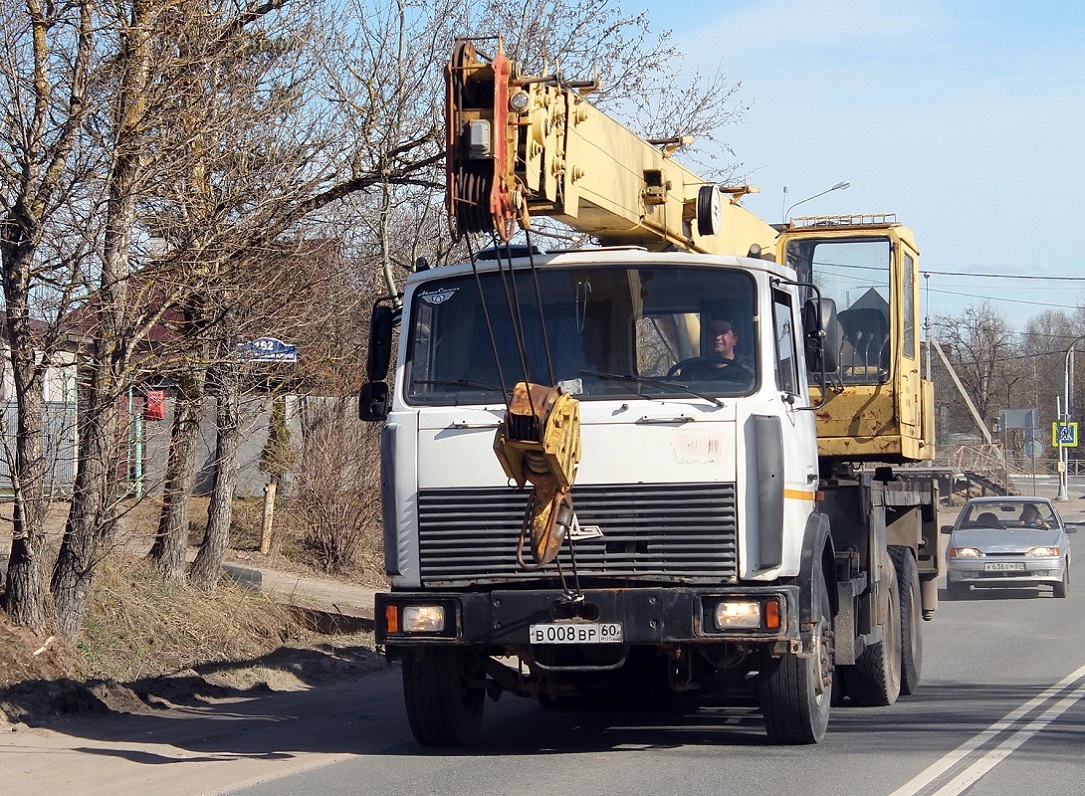 Псковская область, № В 008 ВР 60 — МАЗ-630303