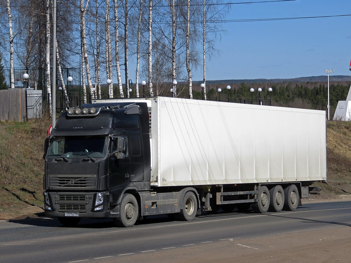 Ханты-Мансийский автоном.округ, № Р 357 АХ 186 — Volvo ('2008) FH.460