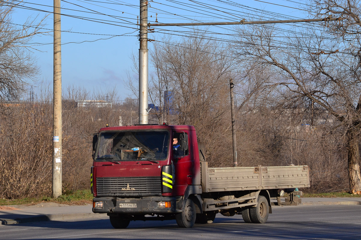 Волгоградская область, № Р 111 РК 34 — МАЗ-437043