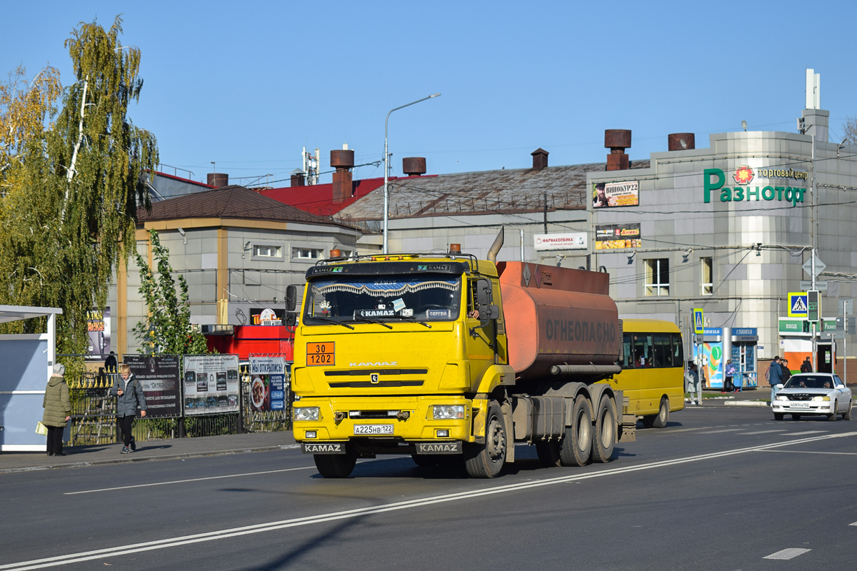 Алтайский край, № А 225 НВ 122 — КамАЗ-65115-L4