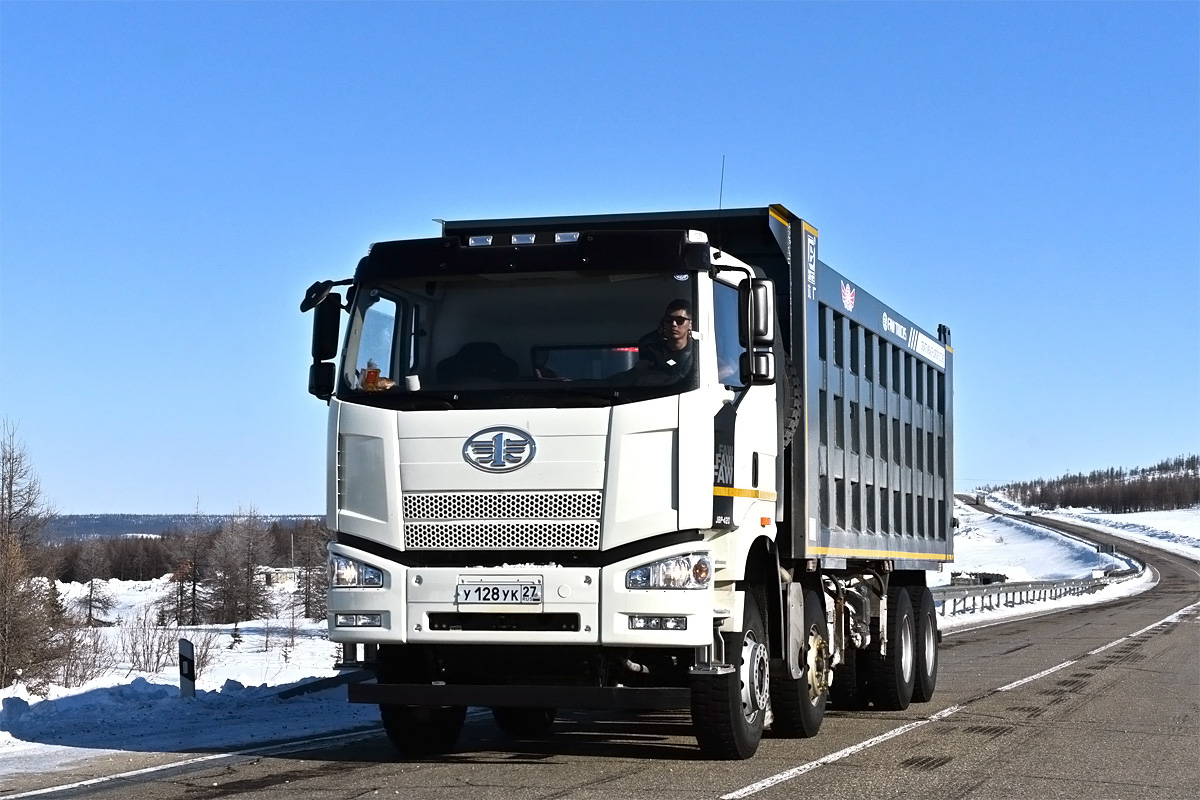 Хабаровский край, № У 128 УК 27 — FAW J6 CA3310