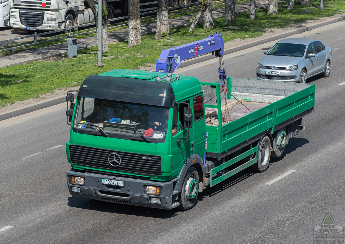 Астана, № 107 AZS 01 — Mercedes-Benz SK 2544