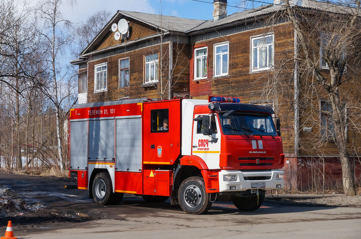 Архангельская область, № Е 555 РХ 29 — КамАЗ-43265-D5(66)