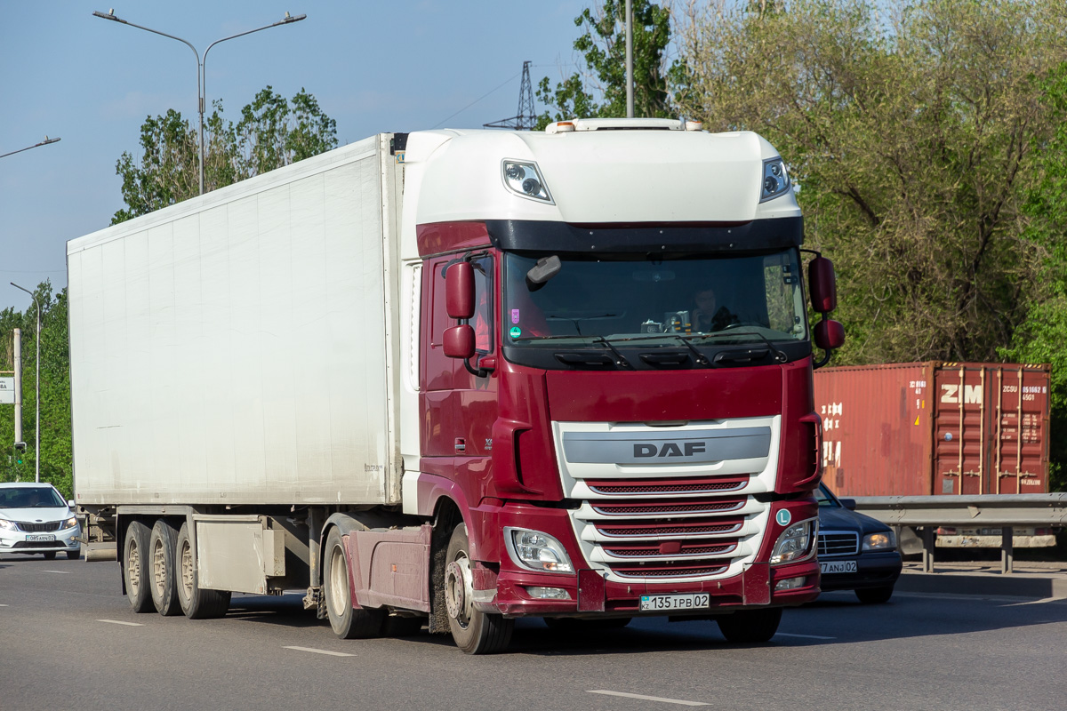 Алматы, № 135 IPB 02 — DAF XF Euro6 FT