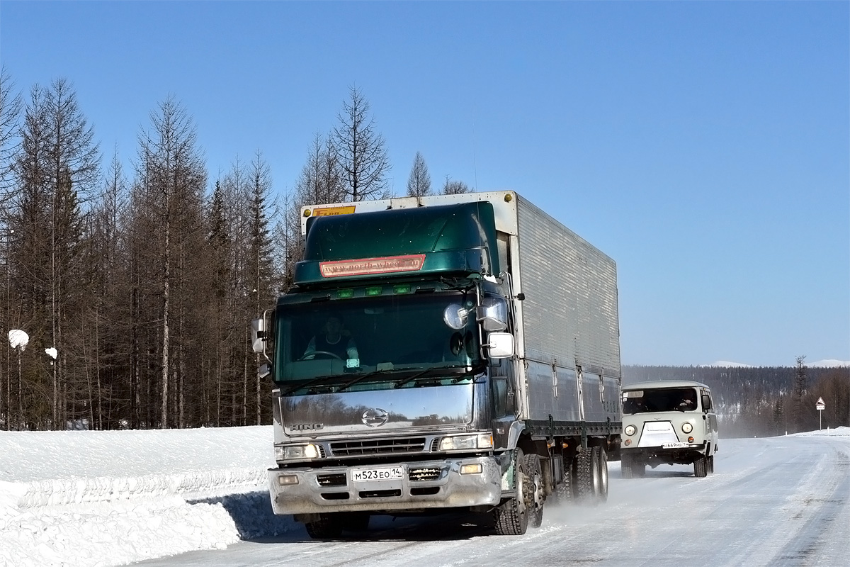 Саха (Якутия), № М 523 ЕО 14 — Hino Profia