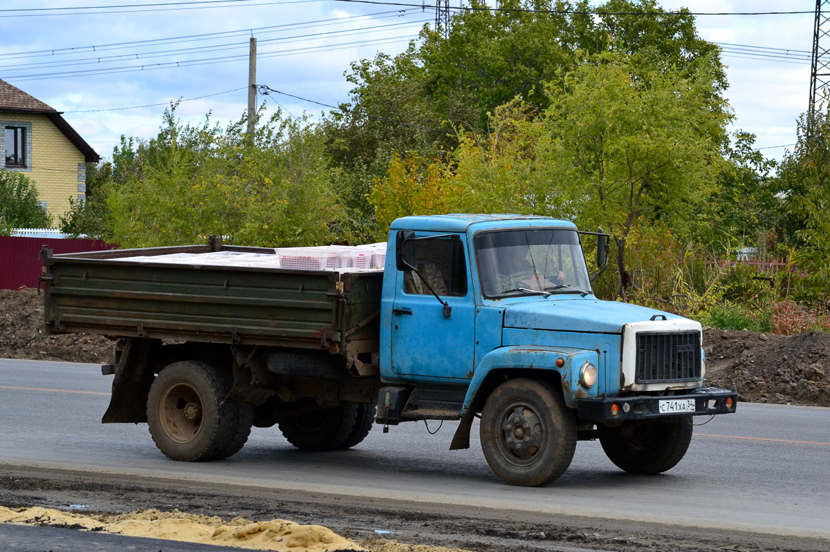 Волгоградская область, № С 741 ХА 34 — ГАЗ-33072