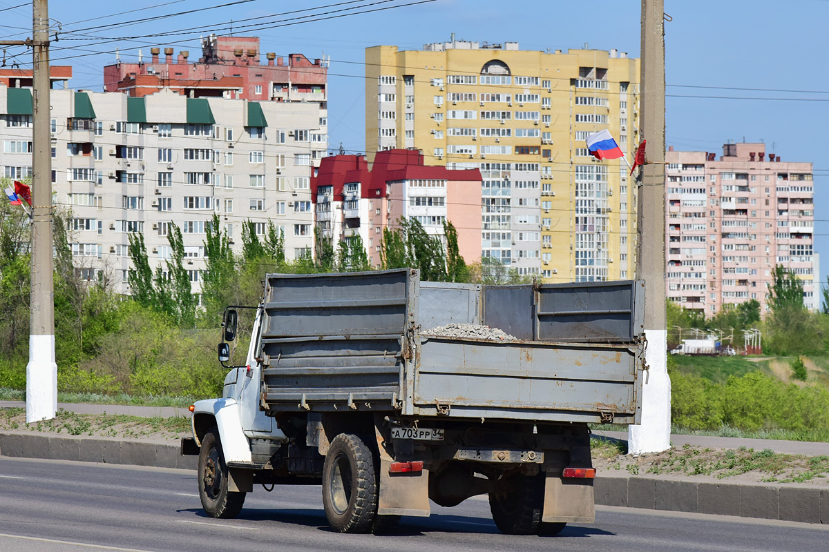 Волгоградская область, № А 703 РР 34 — ГАЗ-3309