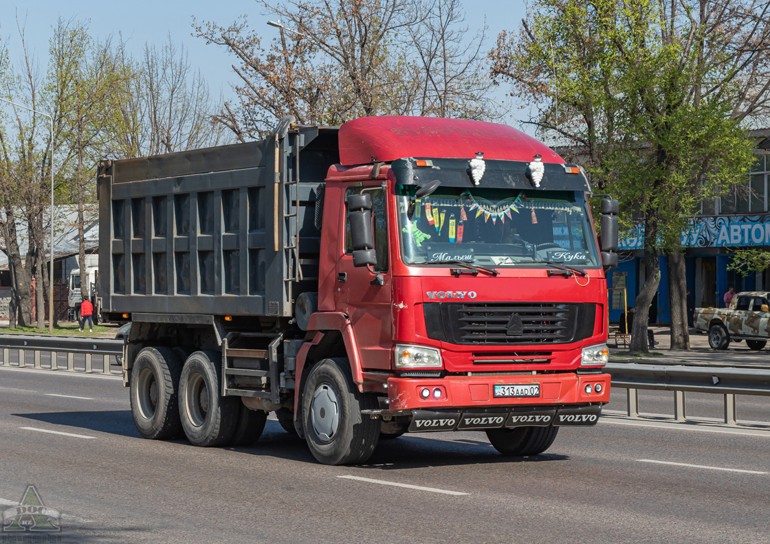 Алматы, № 313 AAD 02 — Howo HW ZZ3257