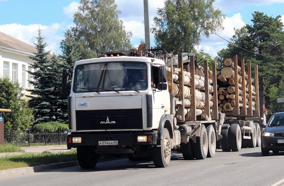 Псковская область, № К 074 КА 60 — МАЗ-6303A8