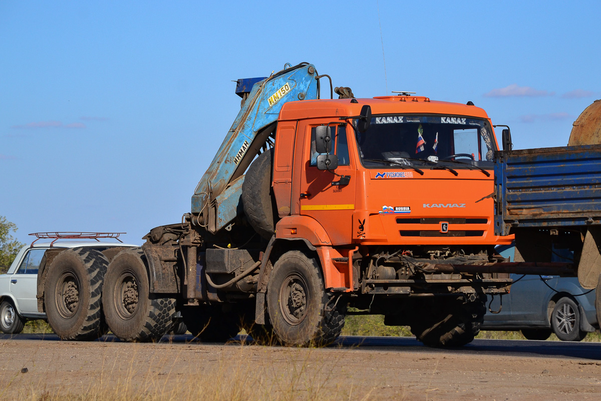 Волгоградская область, № В 235 ХК 134 — КамАЗ-53504-46