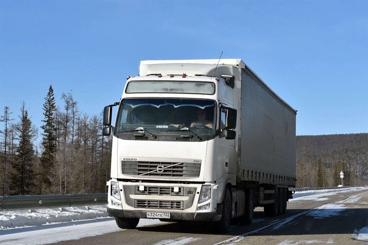 Алтайский край, № А 324 ТЕ 122 — Volvo ('2008) FH.460