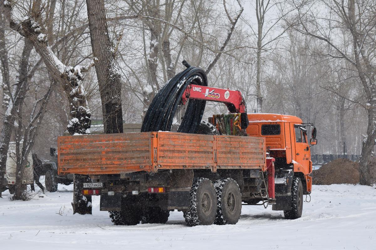 Алтайский край, № Т 927 УМ 22 — КамАЗ-43118-24