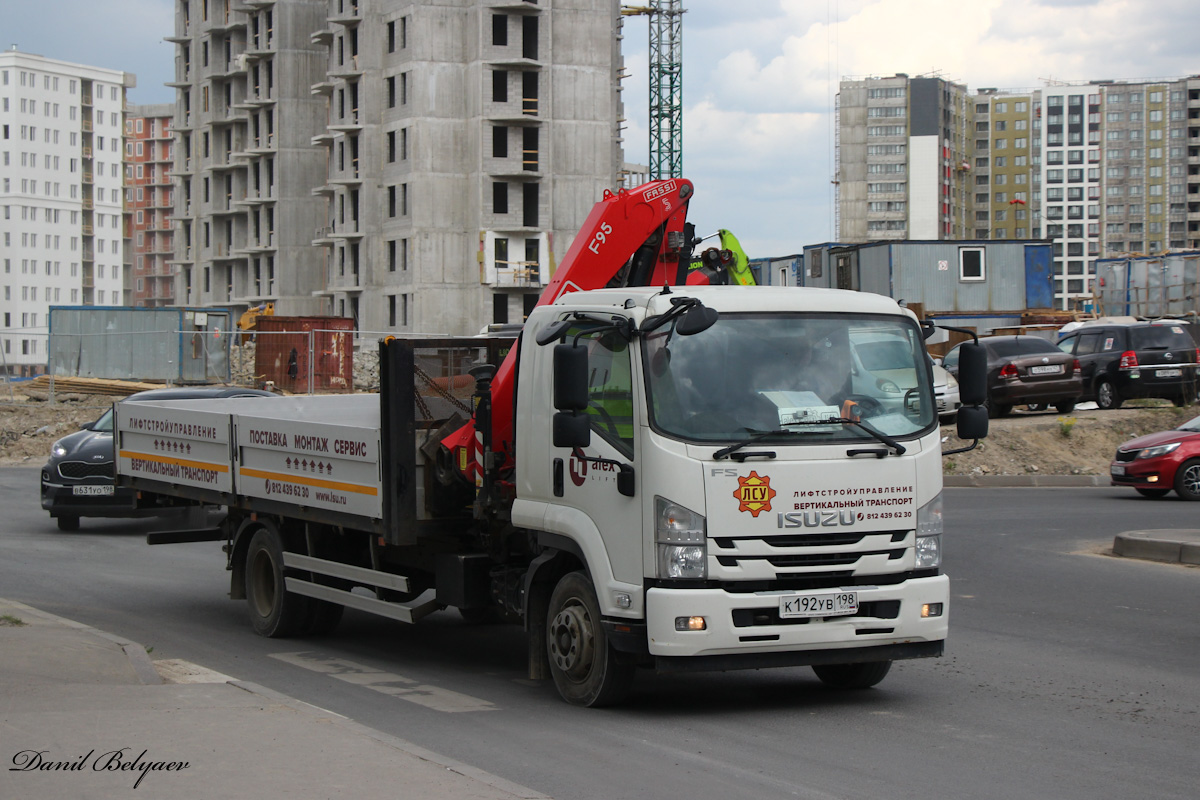 Санкт-Петербург, № К 192 УВ 198 — Isuzu (общая модель)