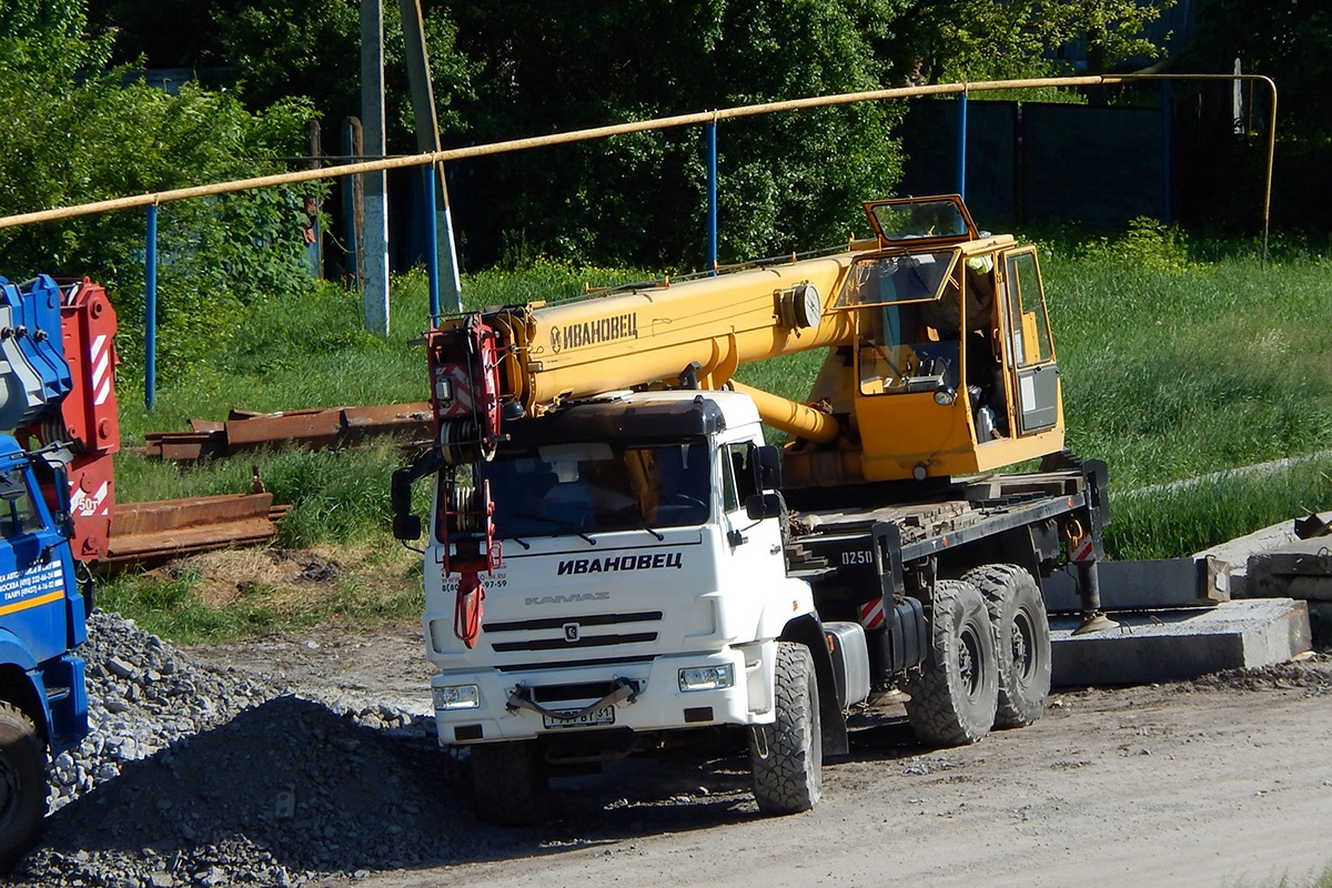 Белгородская область, № Т 977 ВТ 31 — КамАЗ-43118 (общая модель)