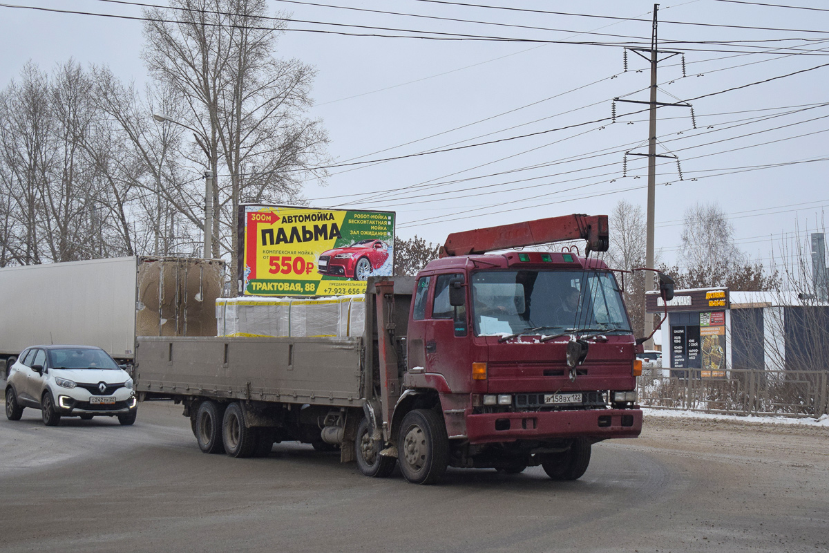 Алтайский край, № В 158 ВХ 122 — Isuzu Forward (общая модель)