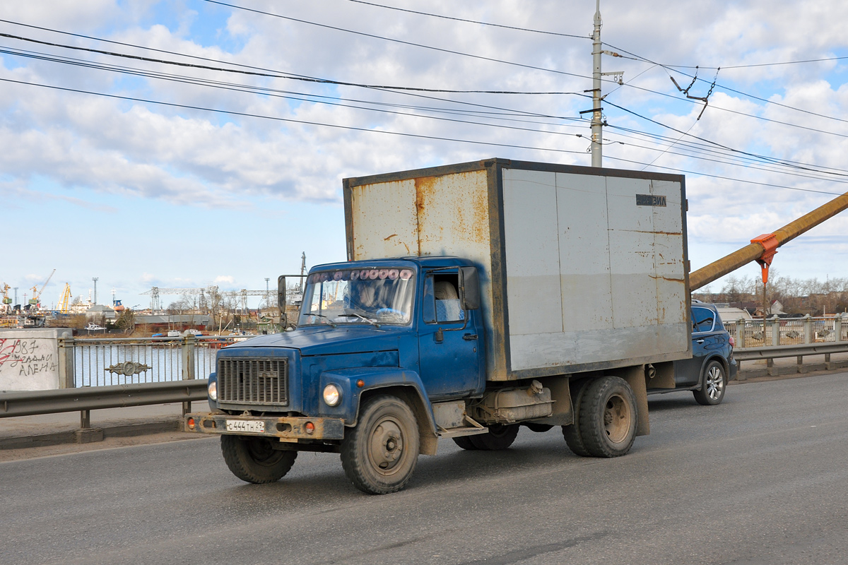 Архангельская область, № С 444 ТН 29 — ГАЗ-33073