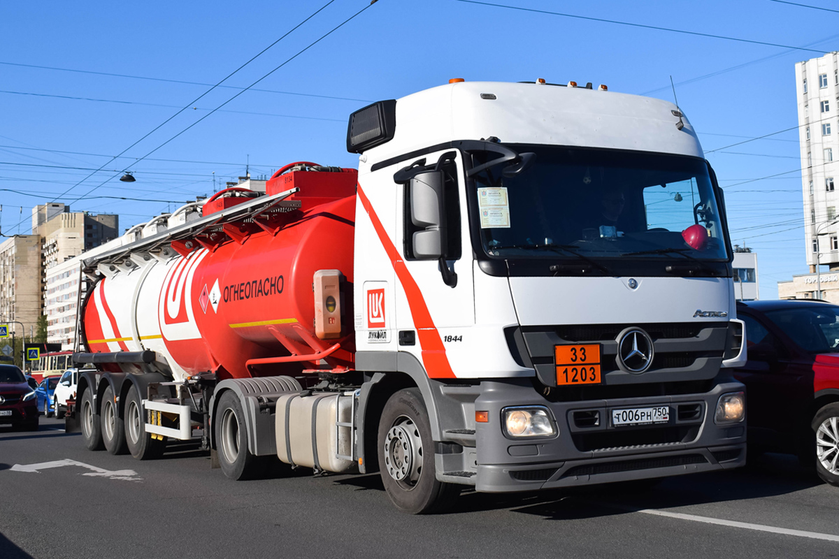 Москва, № Т 006 РН 750 — Mercedes-Benz Actros ('2009) 1844