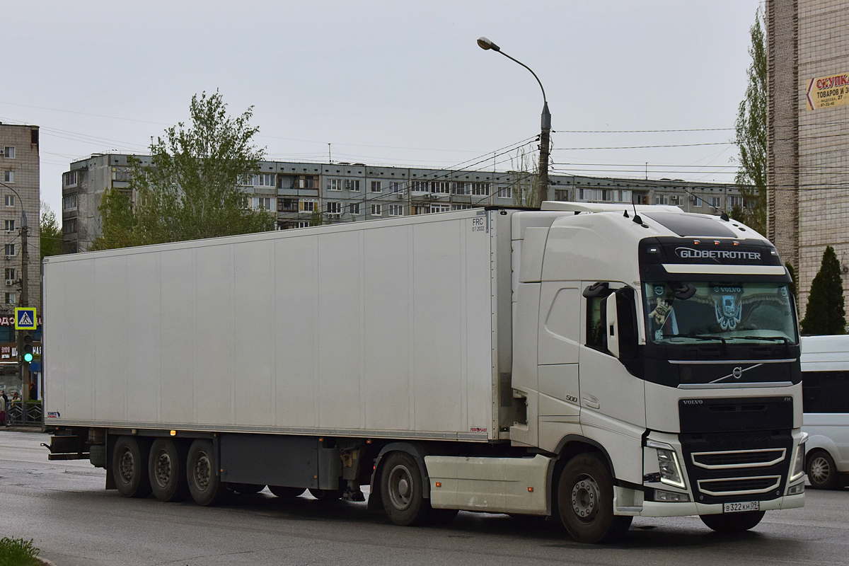 Карачаево-Черкесия, № В 322 КН 09 — Volvo ('2012) FH.500 [X9P]