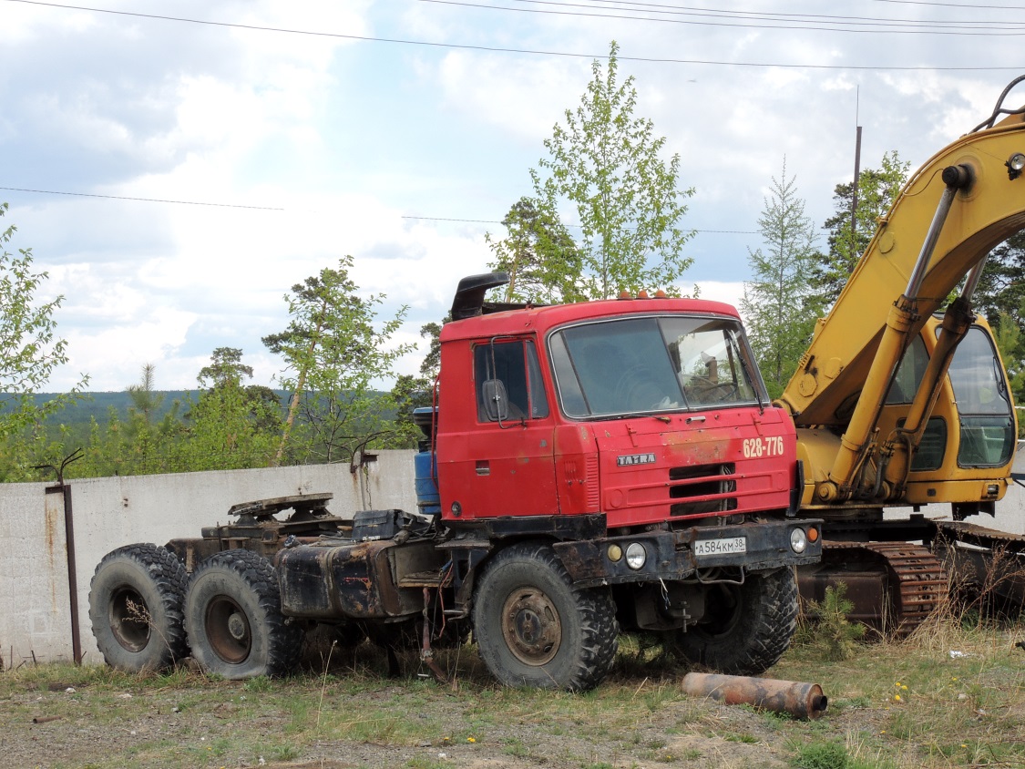 Иркутская область, № А 584 КМ 38 — Tatra 815 S1