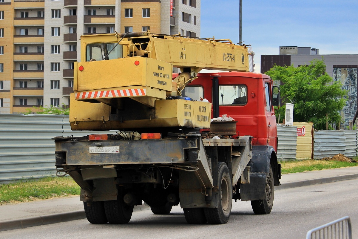 Тамбовская область, № О 826 ВР 68 — МАЗ-5337 [533700]