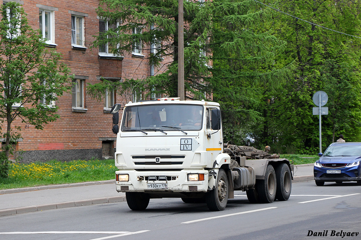 Санкт-Петербург, № У 930 КУ 178 — КамАЗ-65115-L4