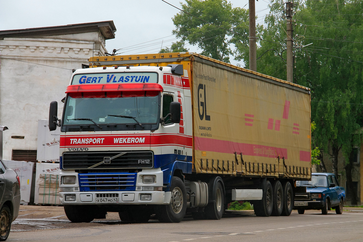 Кировская область, № Х 047 МО 43 — Volvo ('1993) FH12.460