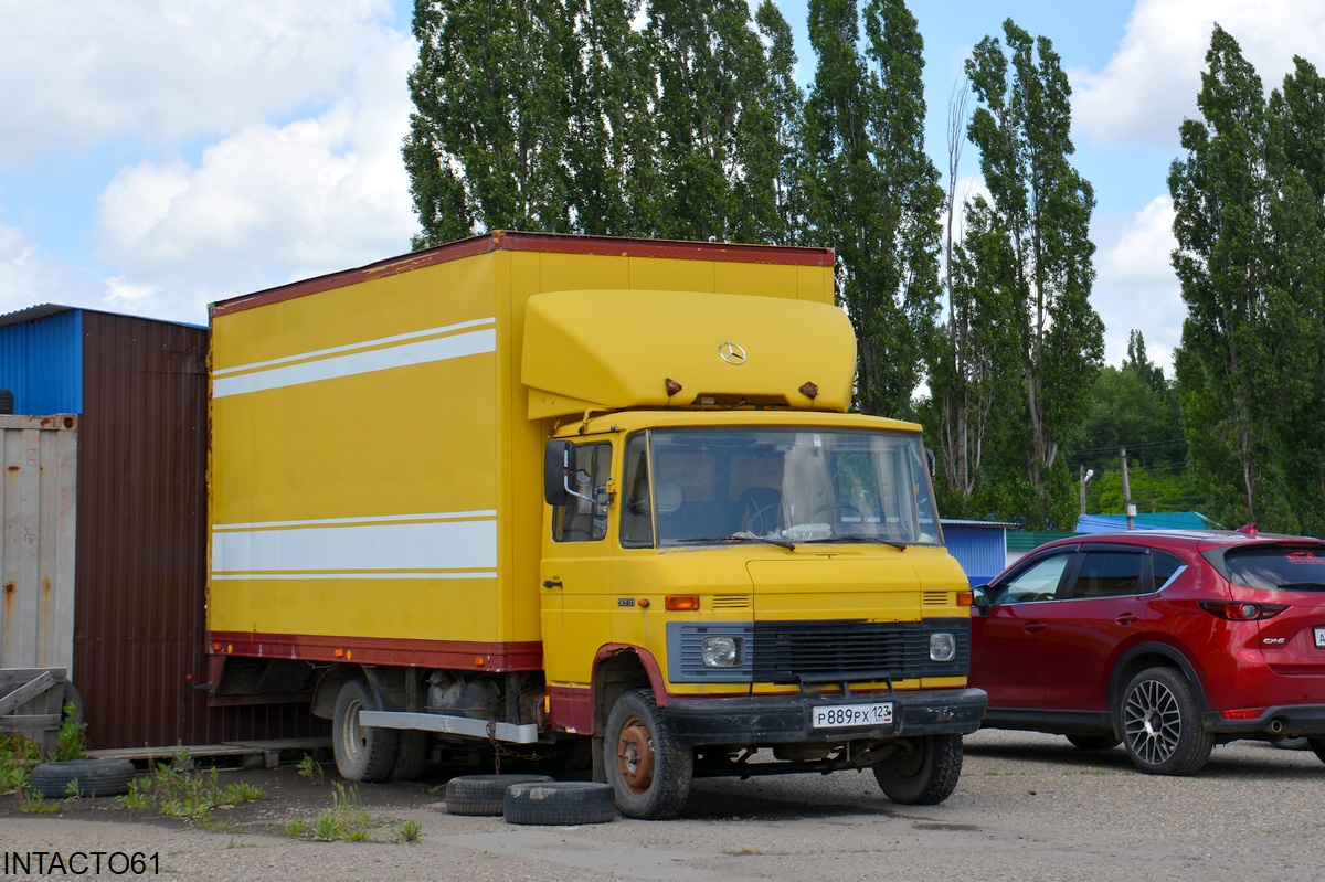 Краснодарский край, № Р 889 РХ 123 — Mercedes-Benz T2 ('1967)