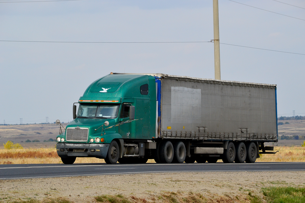 Ставропольский край, № В 705 РМ 26 — Freightliner Century Class