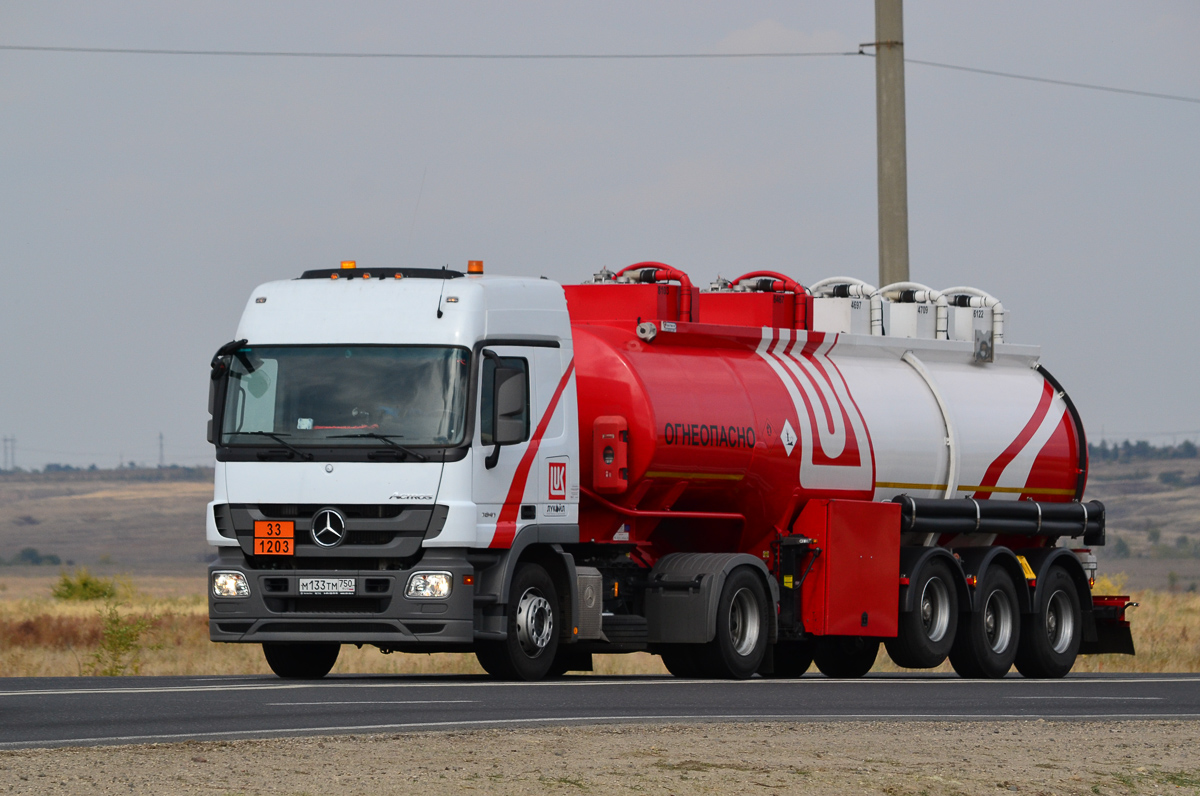 Волгоградская область, № М 133 ТМ 750 — Mercedes-Benz Actros '09 1841 [Z9M]