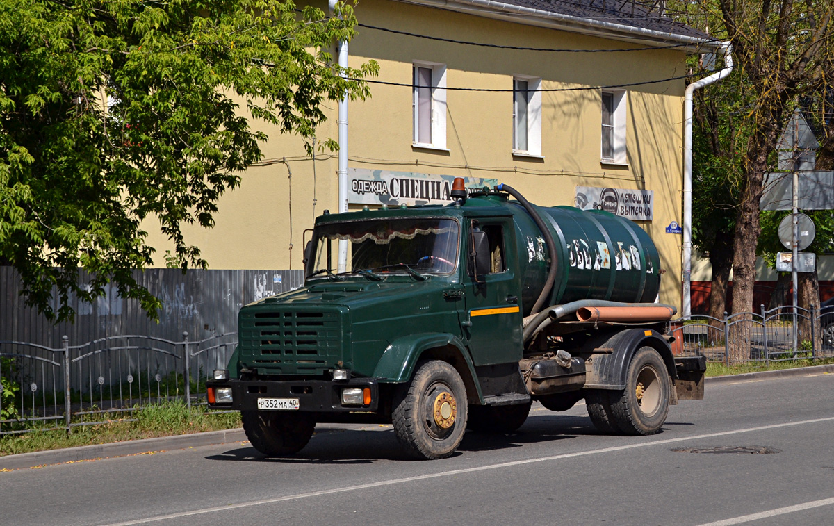 Калужская область, № Р 352 МА 40 — ЗИЛ-432932