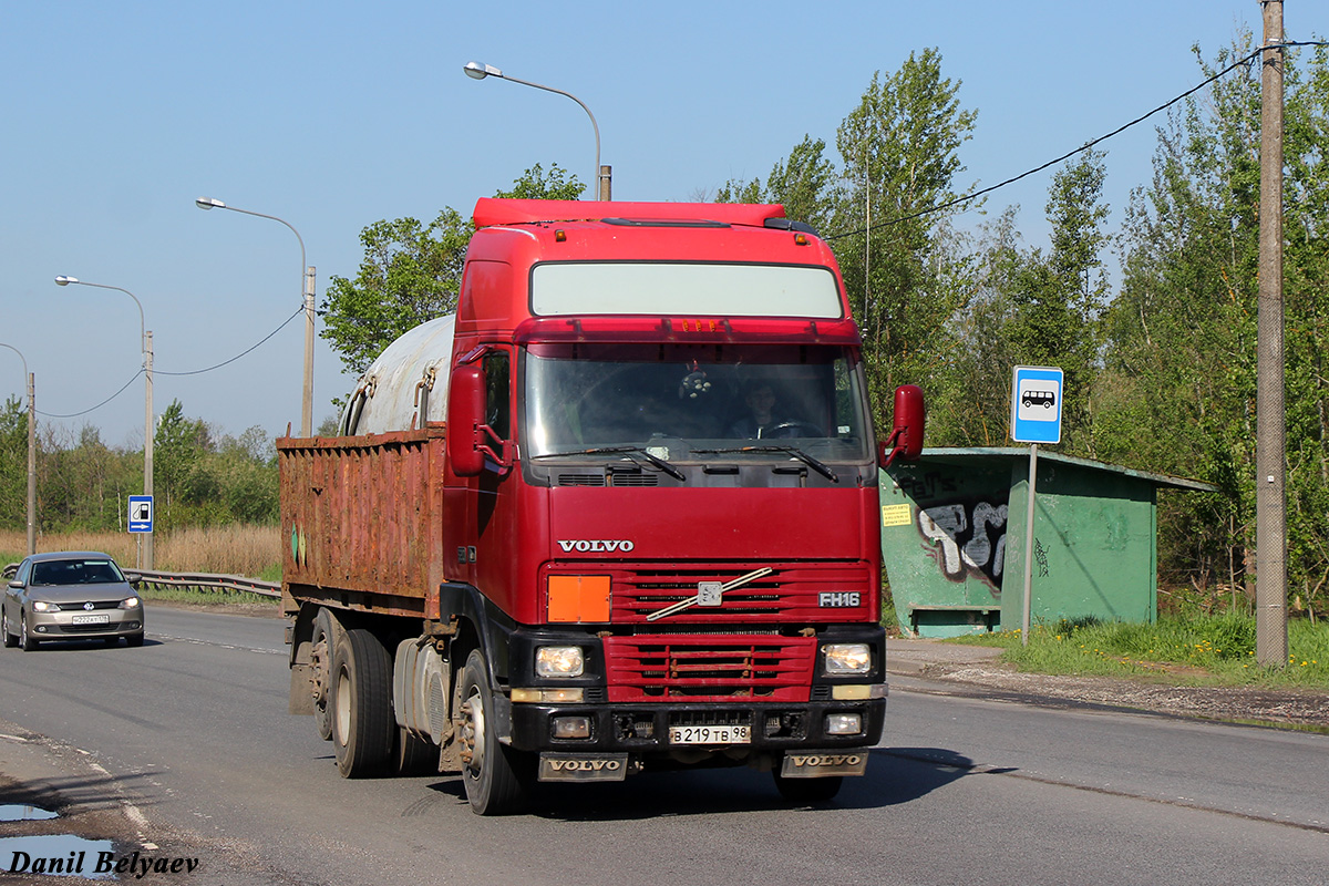 Санкт-Петербург, № В 219 ТВ 98 — Volvo ('1993) FH16.520