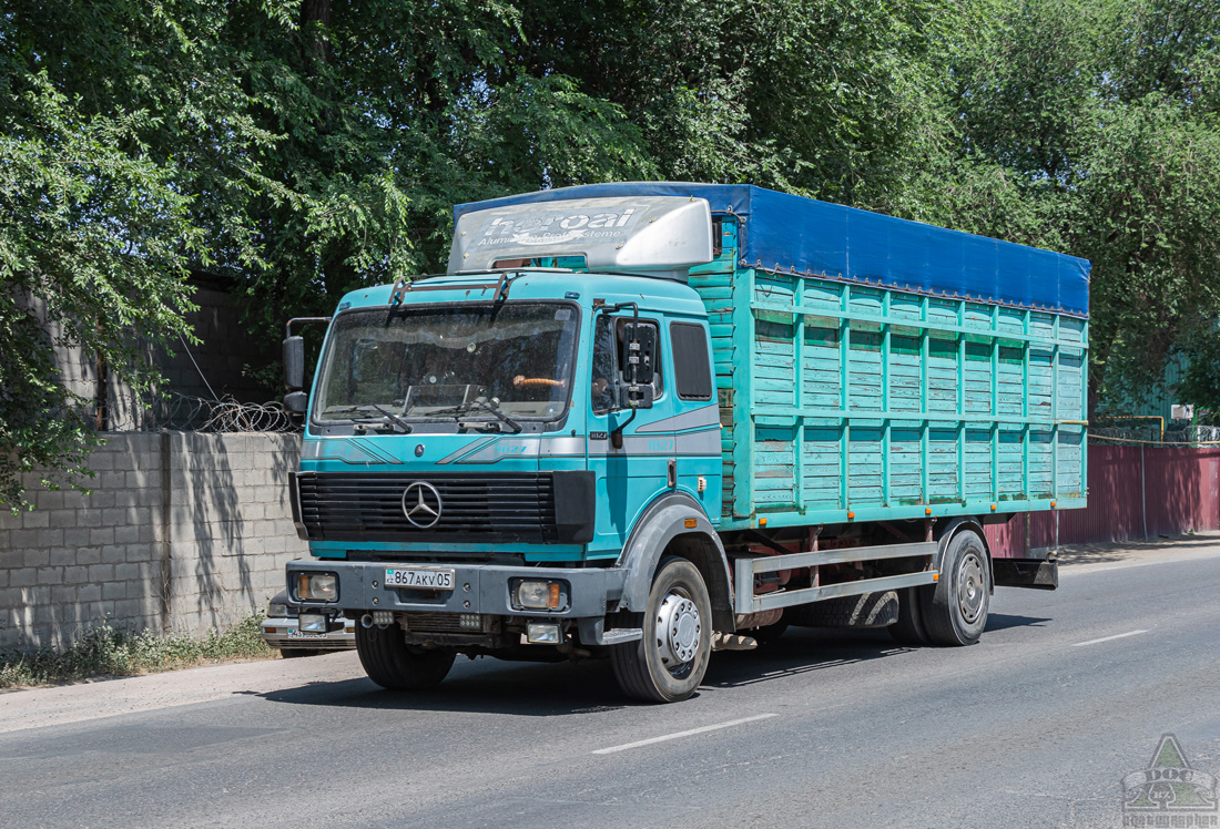 Алматинская область, № 867 AKV 05 — Mercedes-Benz SK 1827