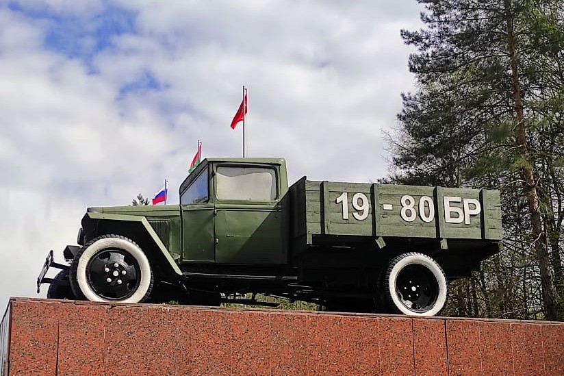 Брянская область, № 19-80 БР — ГАЗ-ММ; Брянская область — Автомобили на постаментах; Техника на постаментах, памятники (Брянская область)