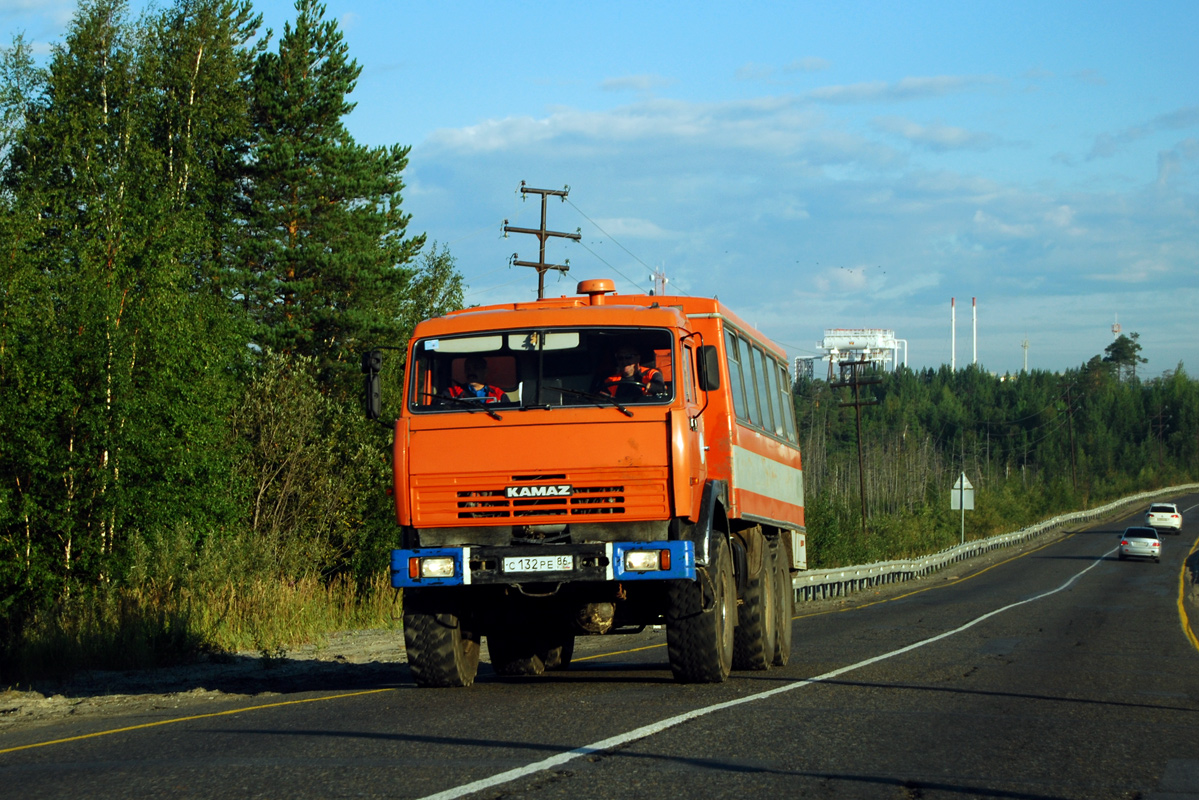 Ханты-Мансийский автоном.округ, № С 132 РЕ 86 — КамАЗ-43114-15 [43114R]